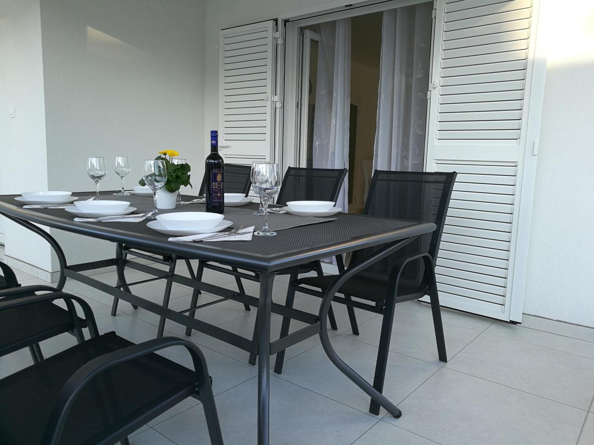 Holiday Home Bajlo Apartment With Three Bedrooms 扎达尔 外观 照片